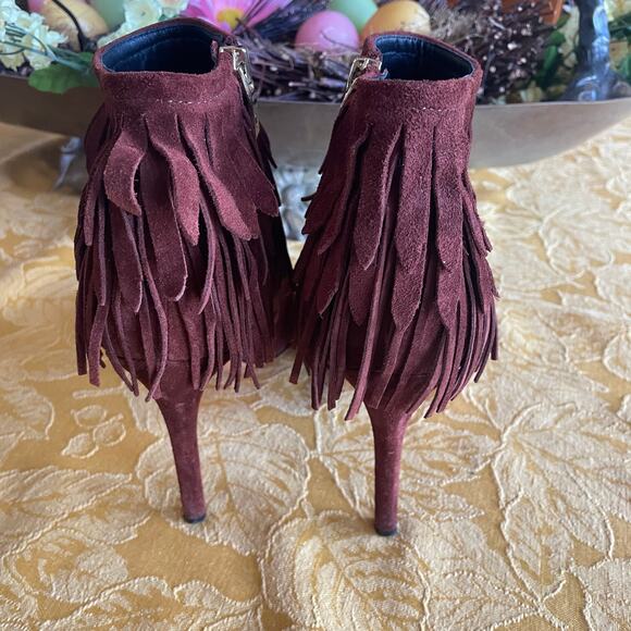 Vince Camuto VC Signature Women's Yulia Brown Suede Fringe Booties Sz 7.5 - Picture 3 of 9